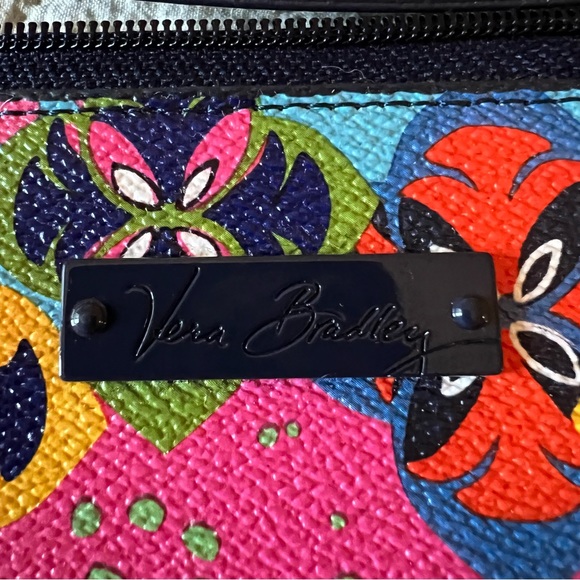 Vera Bradley Wrist Wallet, NWT - Picture 3 of 7